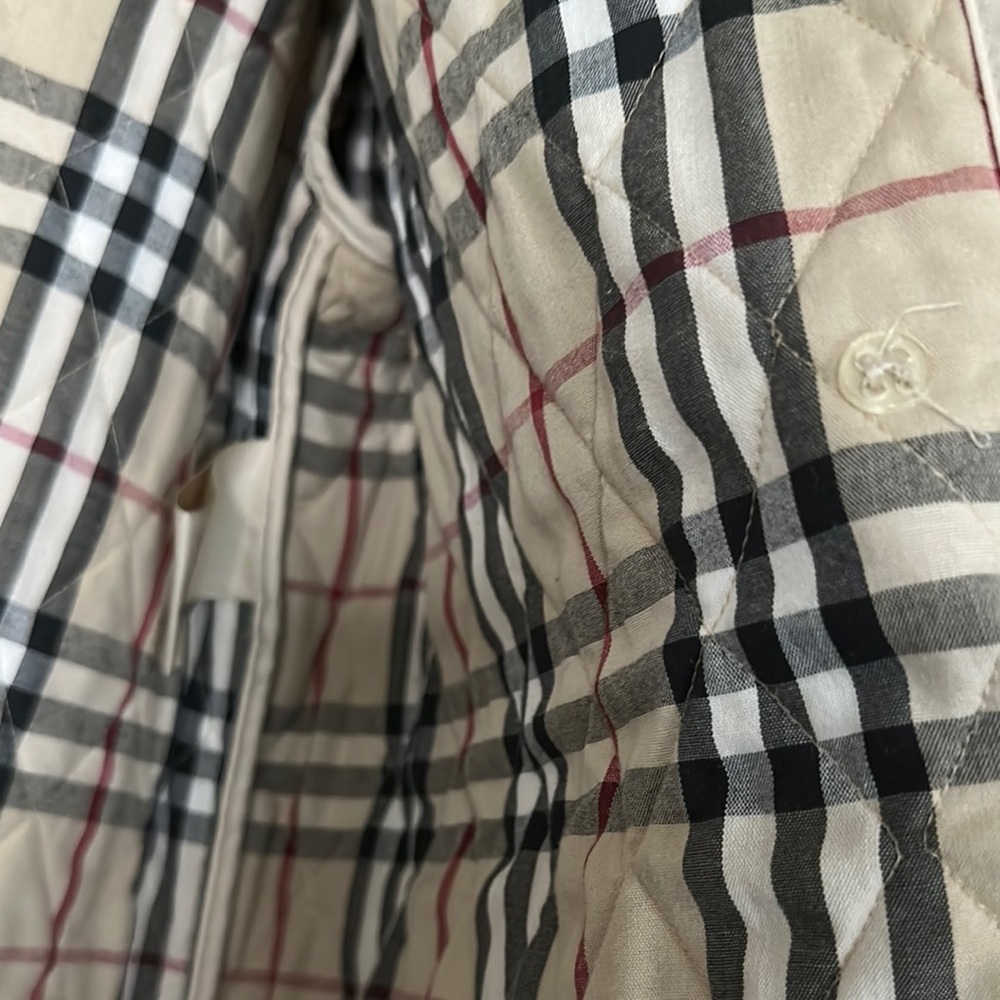 Burberry SZ S Quilted Cream Jacket - Picture 12 of 14
